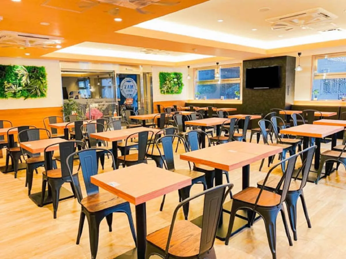 פוקואוקה Hotel Livemax Hakataekimae 3*,